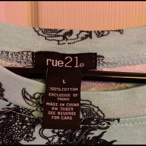 A Blue dragon Baddie shirt crop top size large